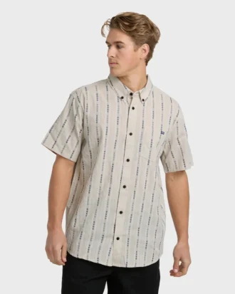 All Day Jacquard Kurzarm-Shirt