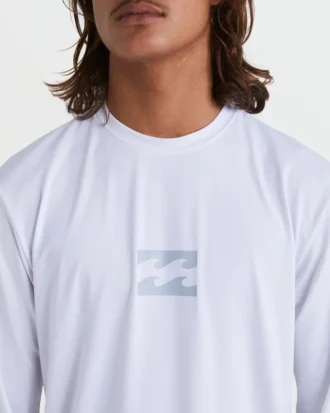 All Day Wave – locker sitzendes Surf-T-Shirt mit langen Ärmeln