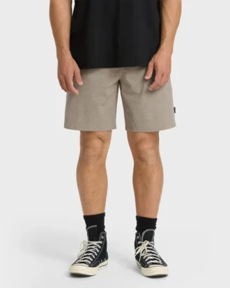 Crossfire Elastic Wave Washed 18″ Hybrid-Shorts