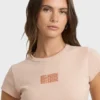 Dreifach gestapeltes Kurzarm-T-Shirt