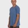 Essential Wave Washed Premium-Shorts-T-Shirt mit kurzen Ärmeln und Tasche
