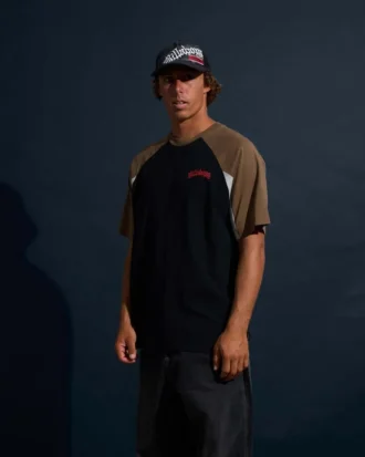 Immortal System Og Kurzarm-Strick-T-Shirt