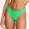 Josie in the Loop – knappe Bikinihosen