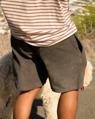Larry Layback 19″ Cord-Shorts