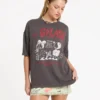 Lottie Hall Kurzarm-T-Shirt