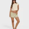 Low Tide Shorts aus garngefärbtem Gewebe Low Tide Shorts aus garngefärbtem Gewebe