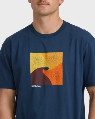 Minds Eye Regular Kurzarm-Shorts-T-Shirt