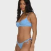 Mini-Wellenkariertes Helena-Bikinioberteil mit Bügel