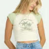 Paradise Kurzarm-Raglan-T-Shirt mit Shorts