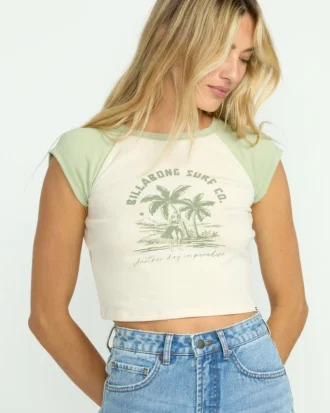 Paradise Kurzarm-Raglan-T-Shirt mit Shorts