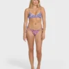 Pretty Wild Ruched V Bralette Bikini-Oberteil
