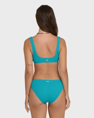 Sommer-Bikinioberteil mit tiefem U-Ausschnitt