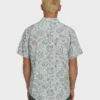 Sundays Lounge Kurzarm-Webhemd mit Shorts Sundays Lounge Kurzarm-Webhemd mit Shorts