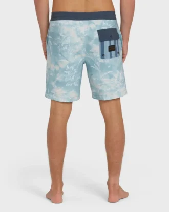 True North Garage Lo Tides 18″ Boardshorts