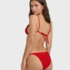 Twisted Tides Bikinihose mit seitlichen Bändern Twisted Tides Bikinihose mit seitlichen Bändern