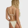 Twisted Tides Dippi-Bikinihose mit seitlichen Bändern Twisted Tides Dippi-Bikinihose mit seitlichen Bändern