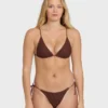 Twisted Tides Slide Tall Triangle Bikini-Oberteil Twisted Tides Slide Tall Triangle Bikini-Oberteil